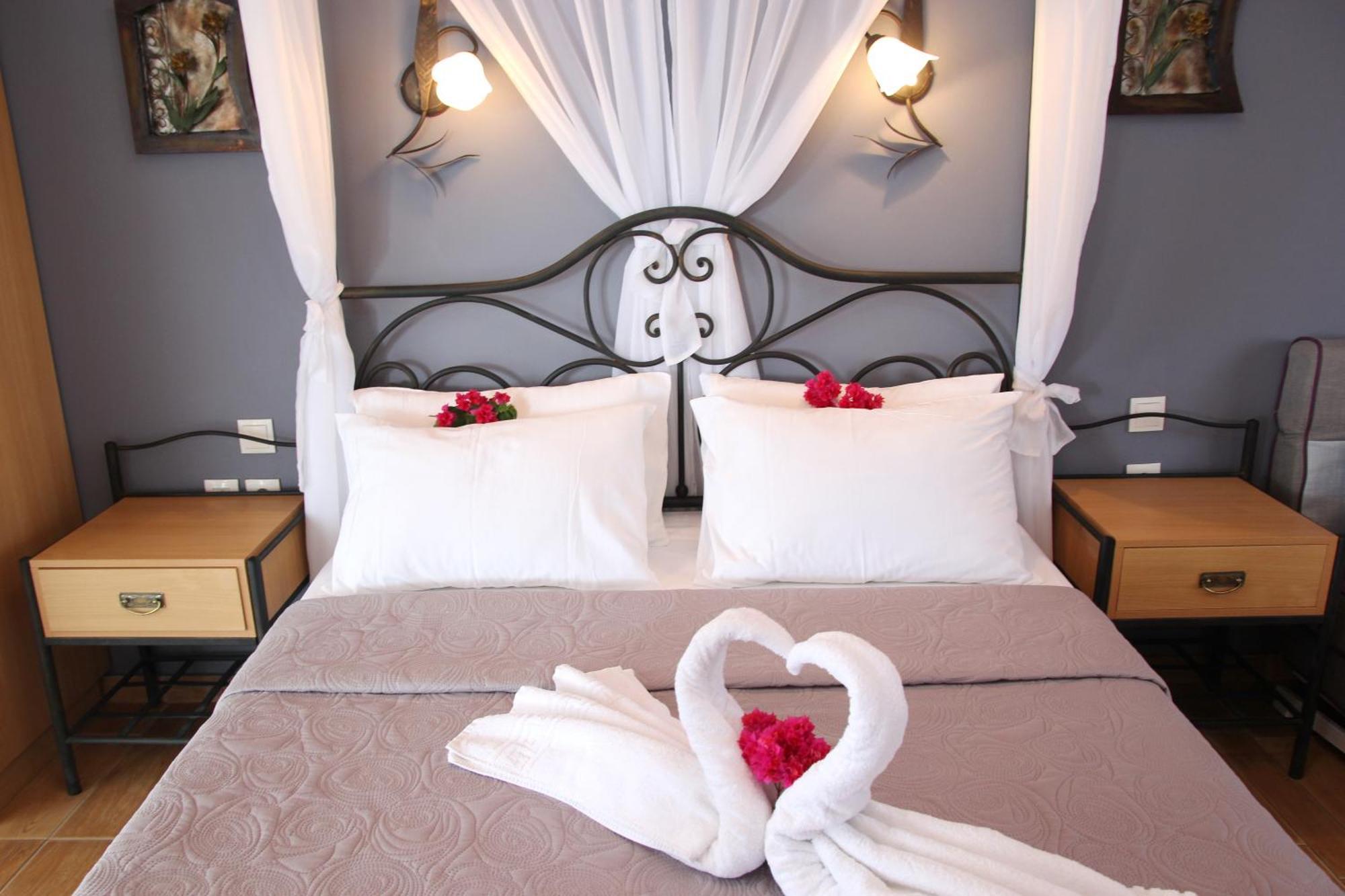 Coralli Rooms & Restaurant Элафонисси Экстерьер фото