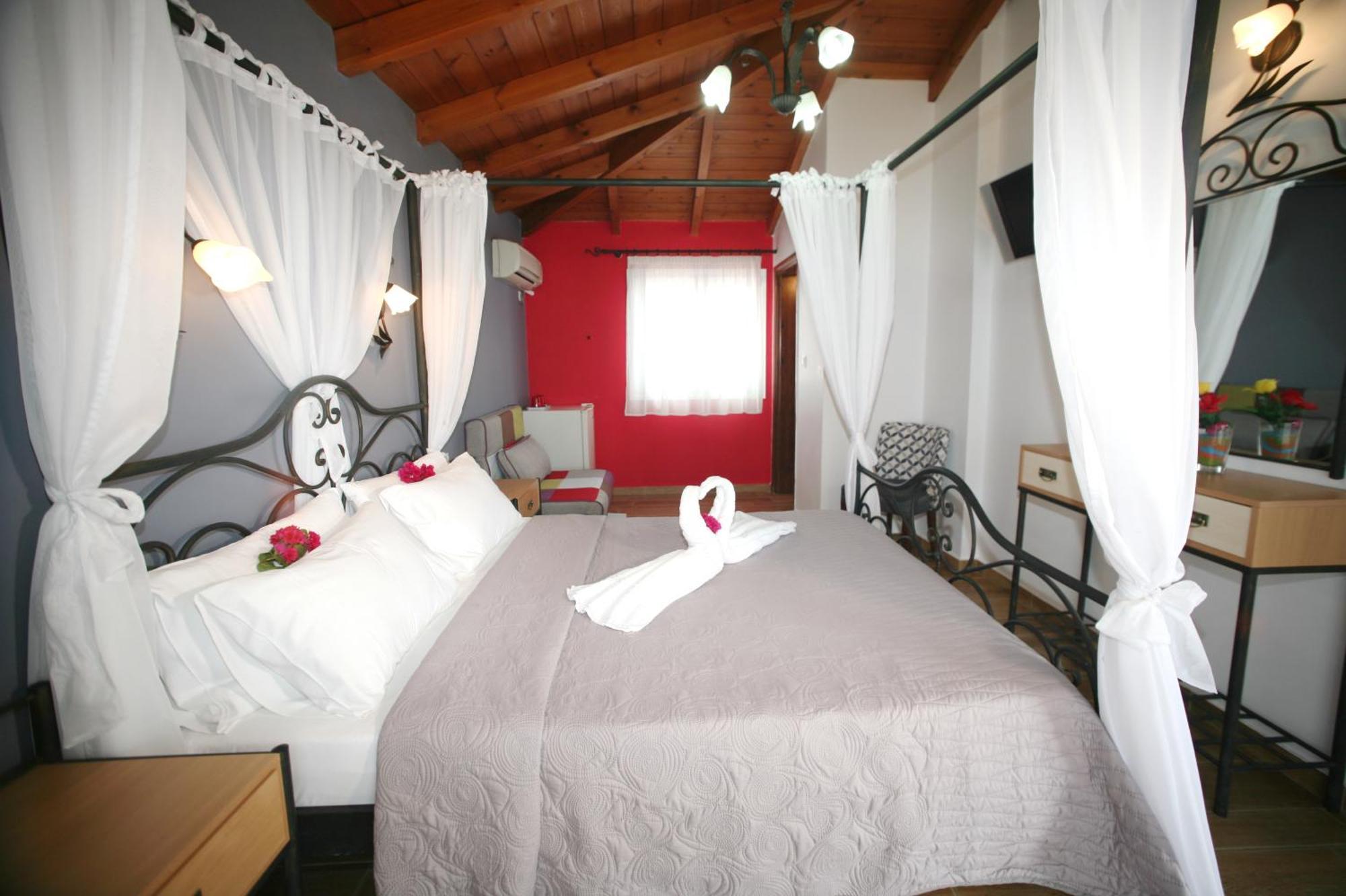 Coralli Rooms & Restaurant Элафонисси Экстерьер фото